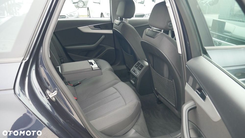 Audi A4 Avant - 15