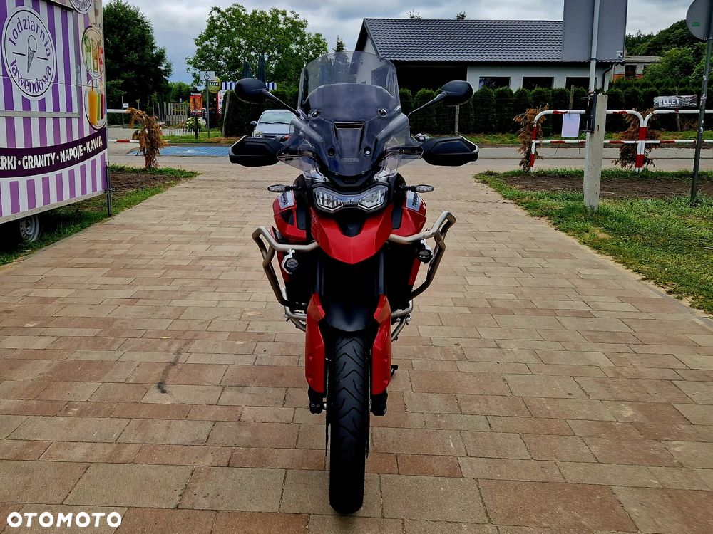 Triumph Tiger - 1