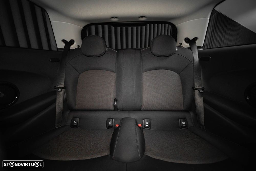 MINI 3 Portas Cooper D - 31