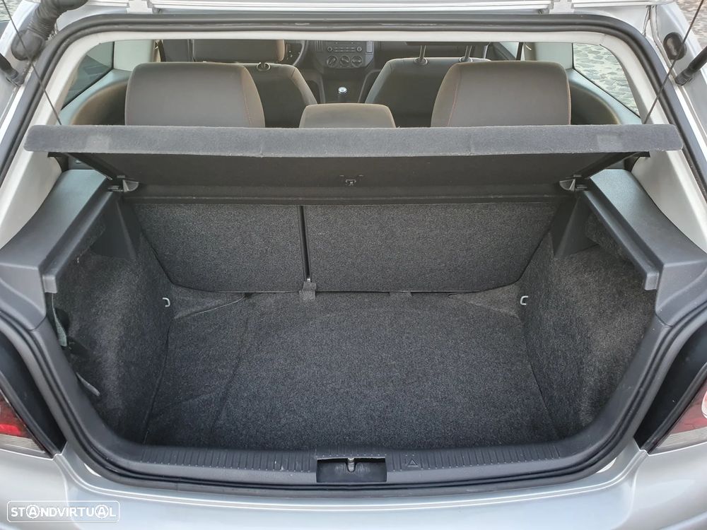 VW Polo 1.2 Confortline AC - 31