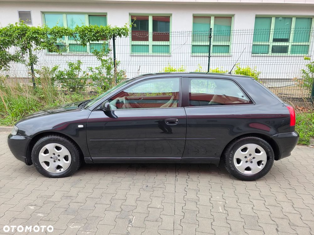 Audi A3 3-drzwiowe 1.6 S Line Sportpaket plus - 8