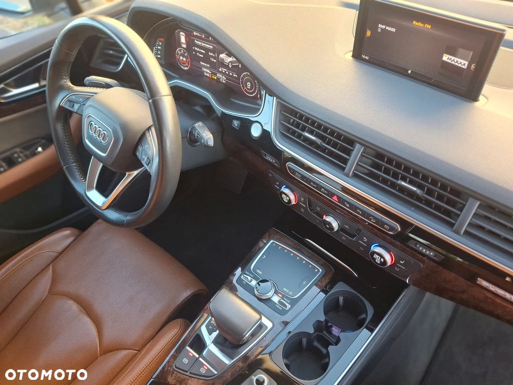 Audi Q7 3.0 TDI ultra Quattro Tiptronic - 32