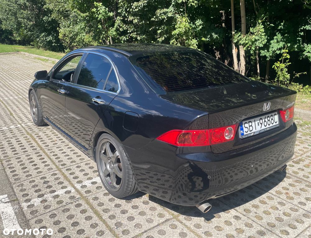 Honda Accord - 4