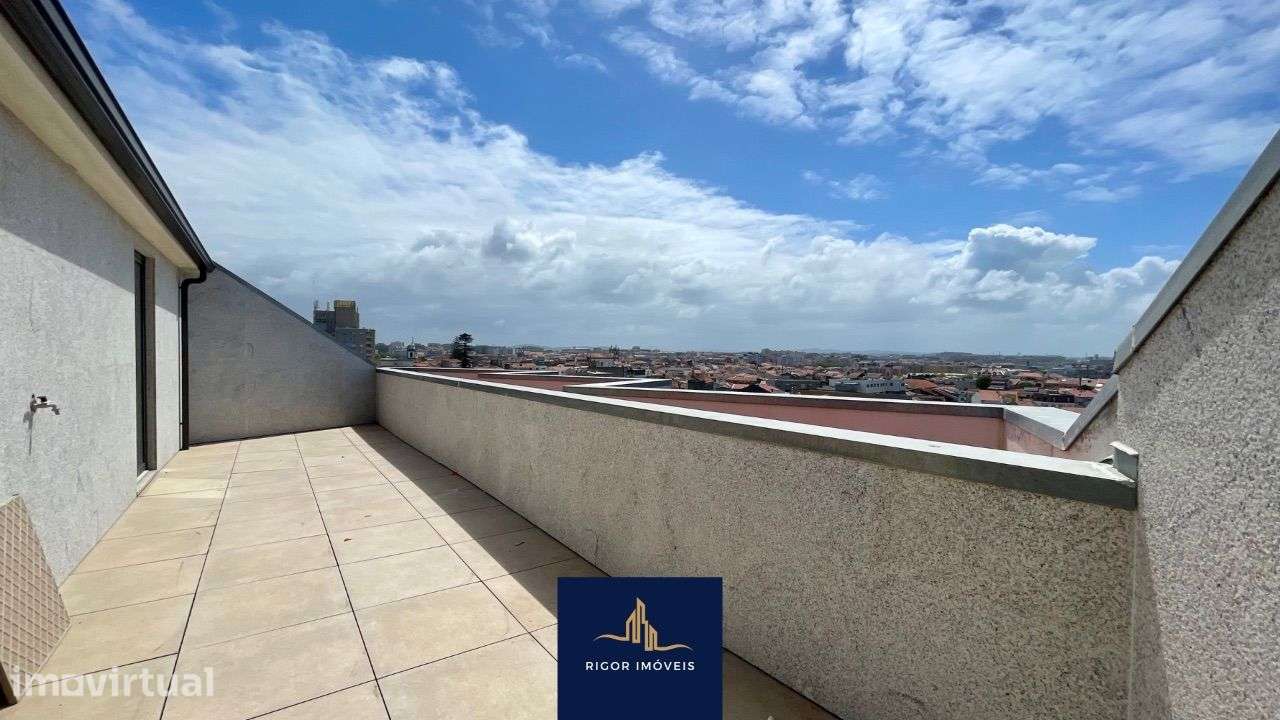 Apartamento T4 Duplex | Póvoa de Varzim - Centro | Novo - Grande imagem: 3/34