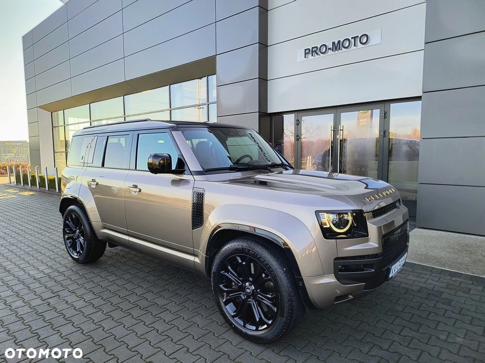 Land Rover Defender 110 5.0 P525 V8 - 8