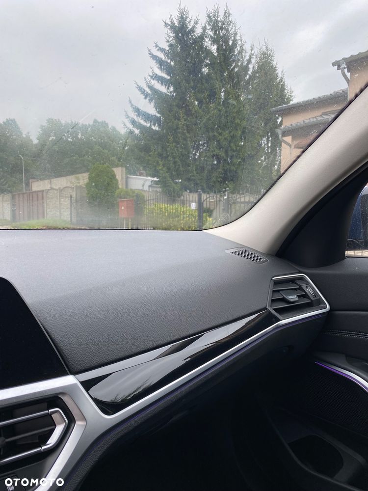 BMW Seria 3 320d Advantage sport - 10