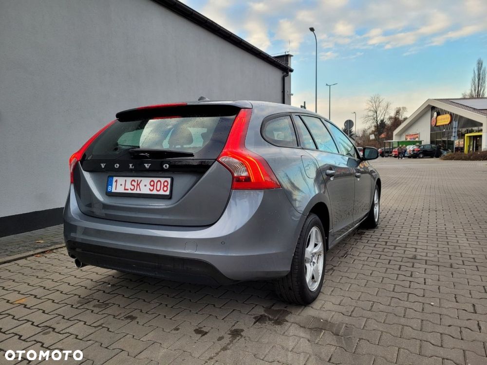 Volvo V60 - 10