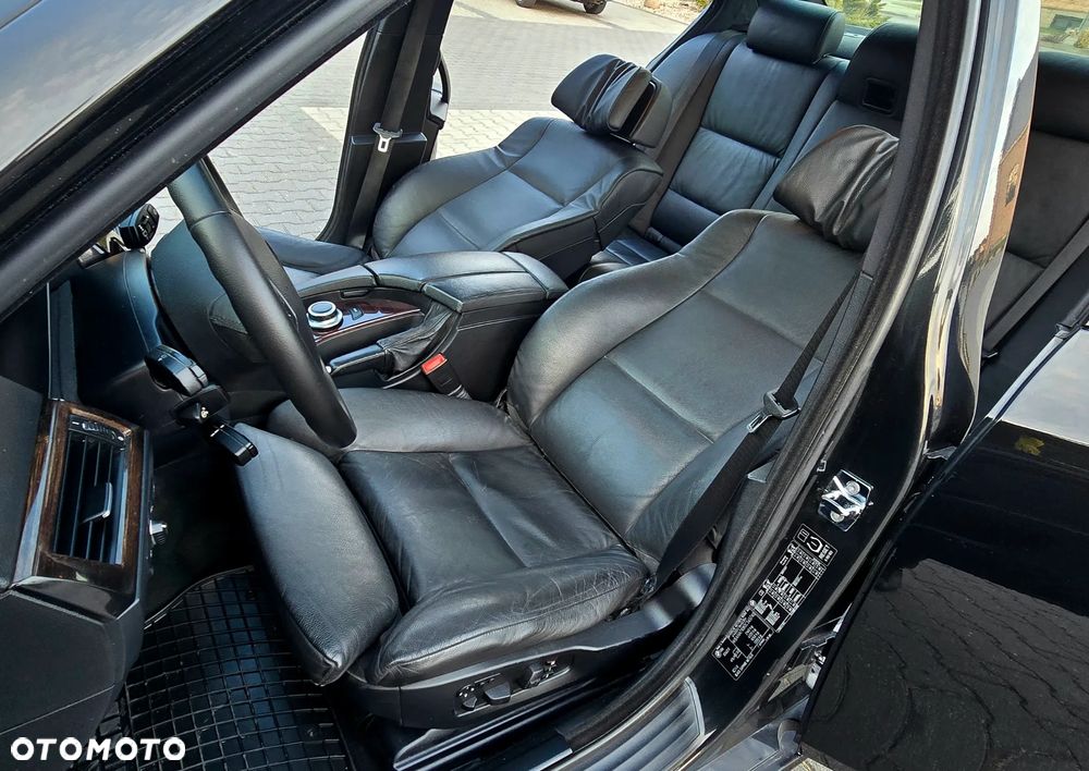 BMW Seria 5 530d - 36