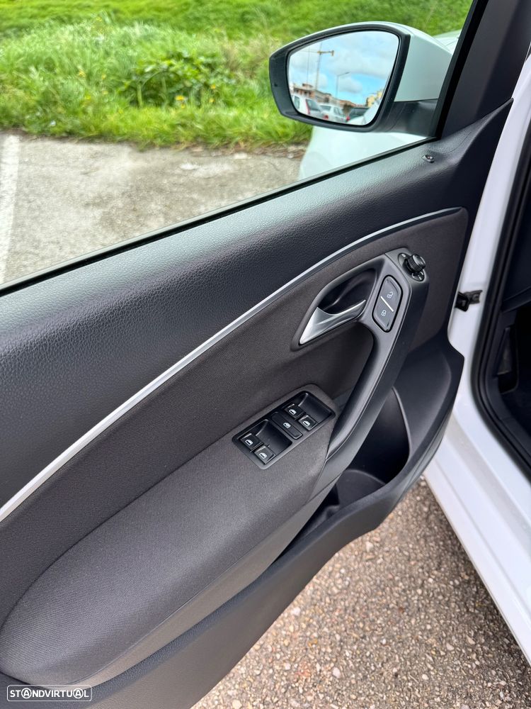 VW Polo 1.2 TSi (Blue Motion ) DSG Highline - 13