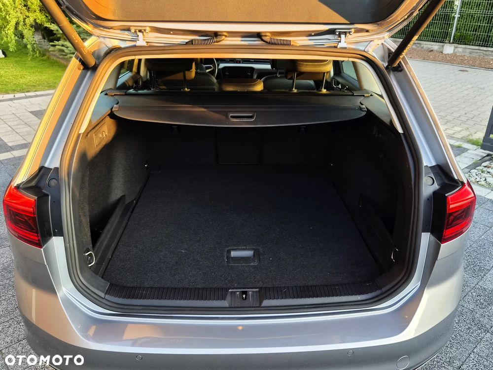 Volkswagen Passat 2.0 TDI EVO Elegance DSG - 26