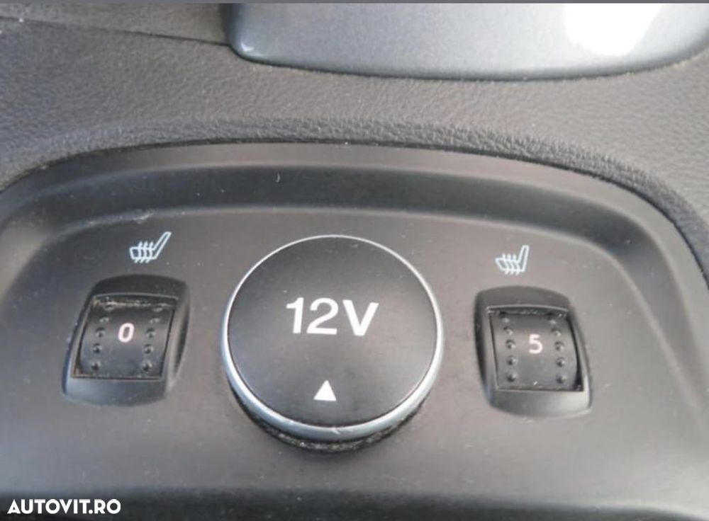 Ford Focus - 11