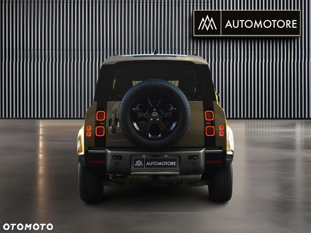 Land Rover Defender - 8