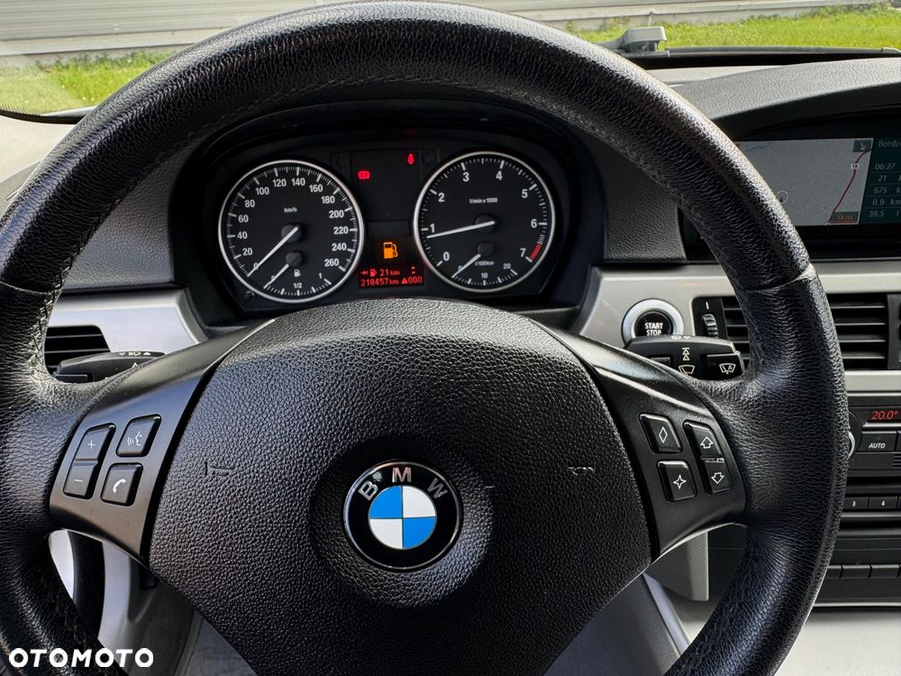 BMW Seria 3 318i - 20