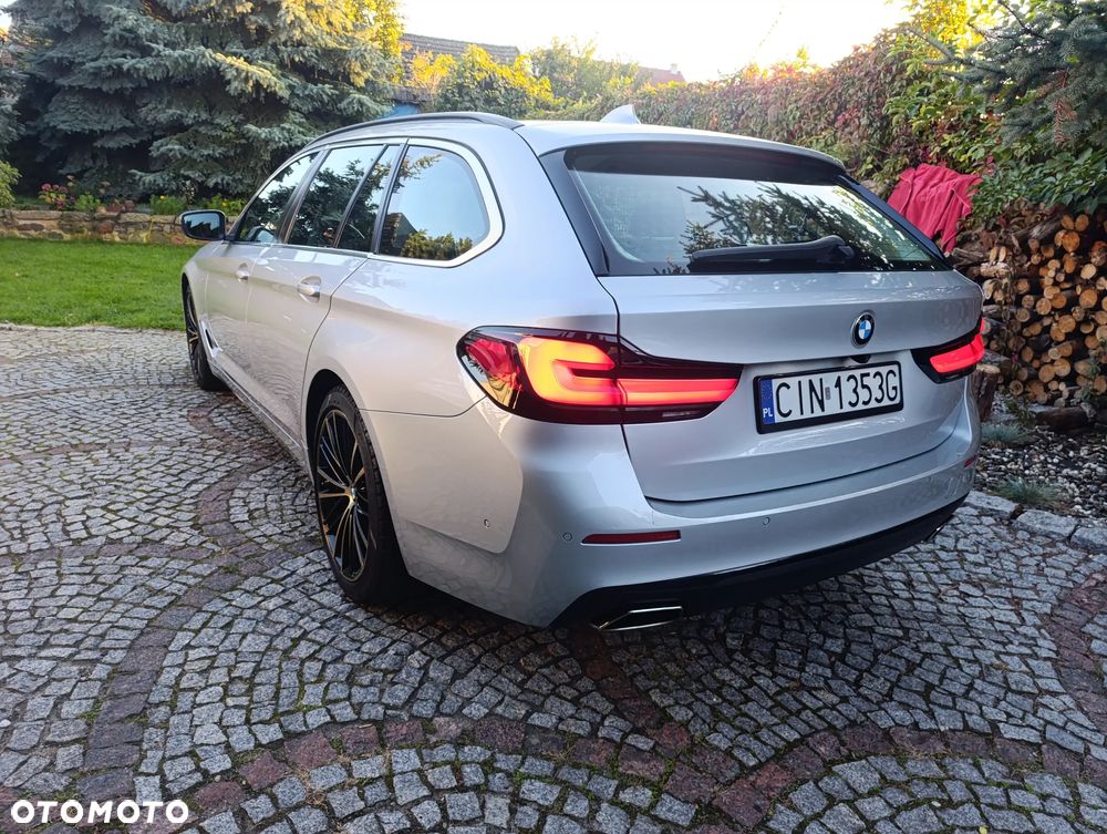 BMW Seria 5 530d xDrive Touring - 7