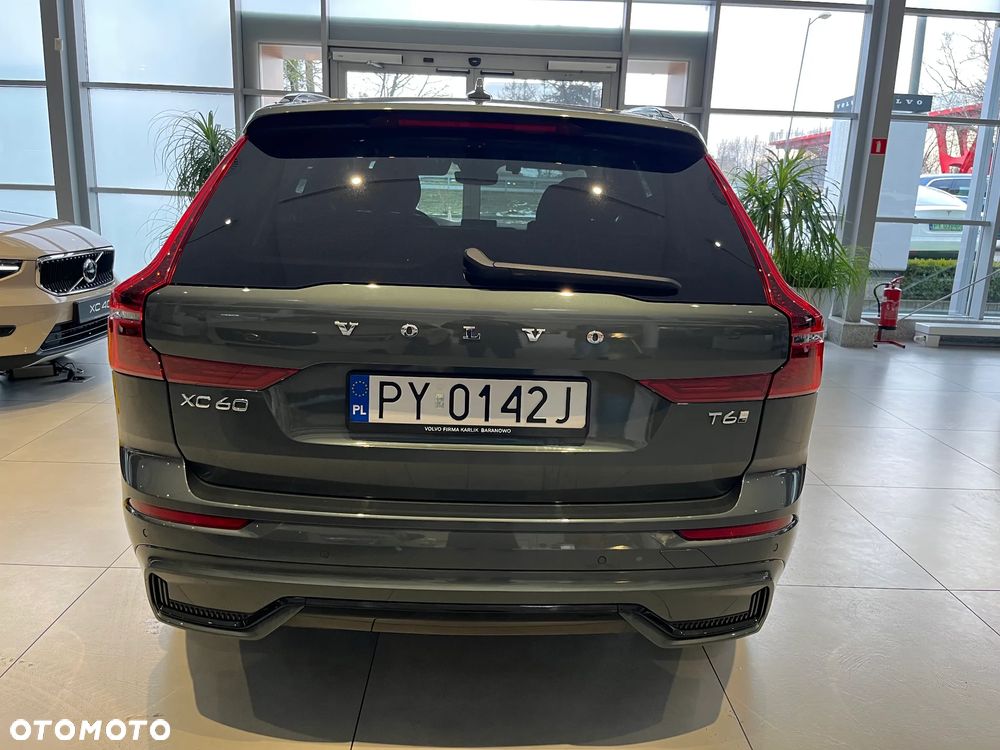 Volvo XC 60 T6 Plug-In Hybrid AWD Ultra Dark - 5