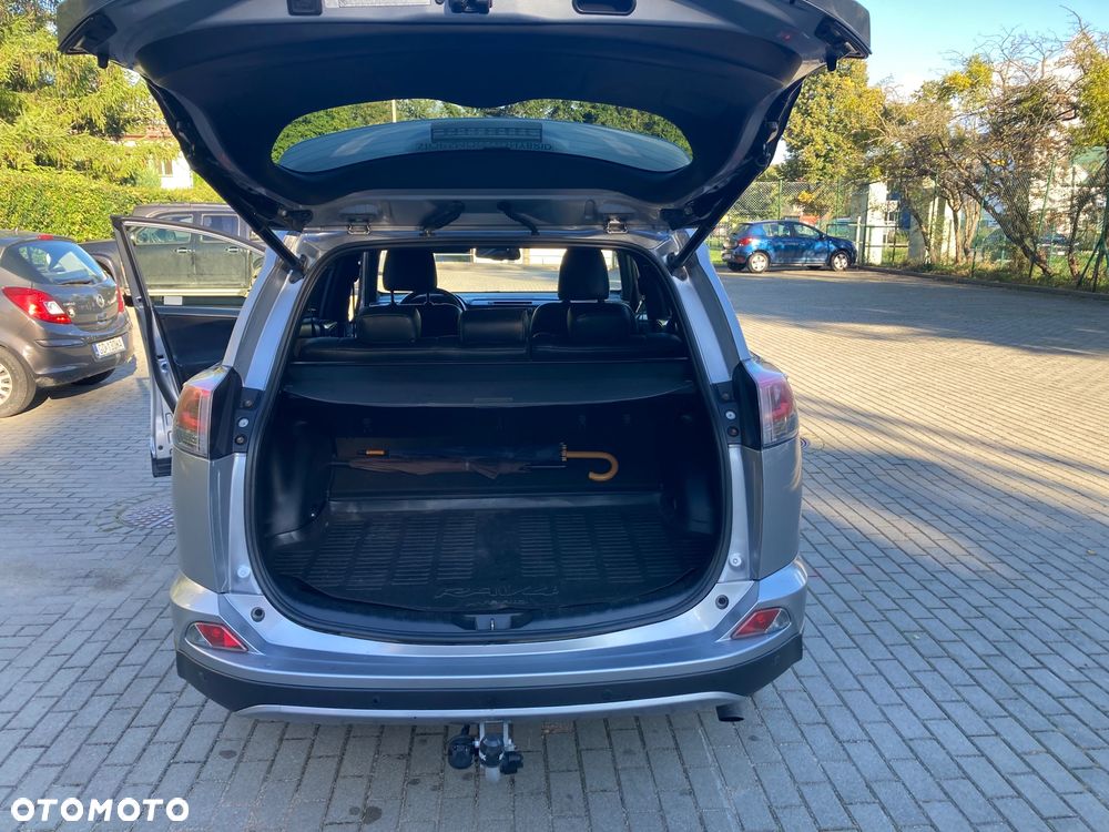 Toyota RAV4 Hybrid Premium 4x4 - 10