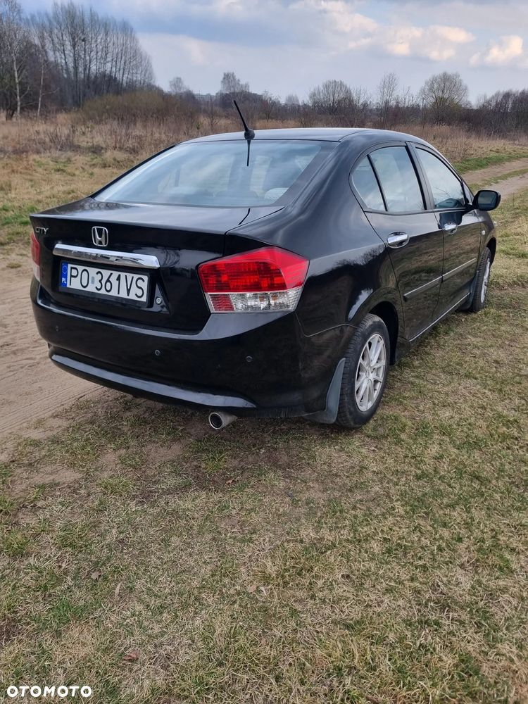 Honda City 1.4 Comfort - 2
