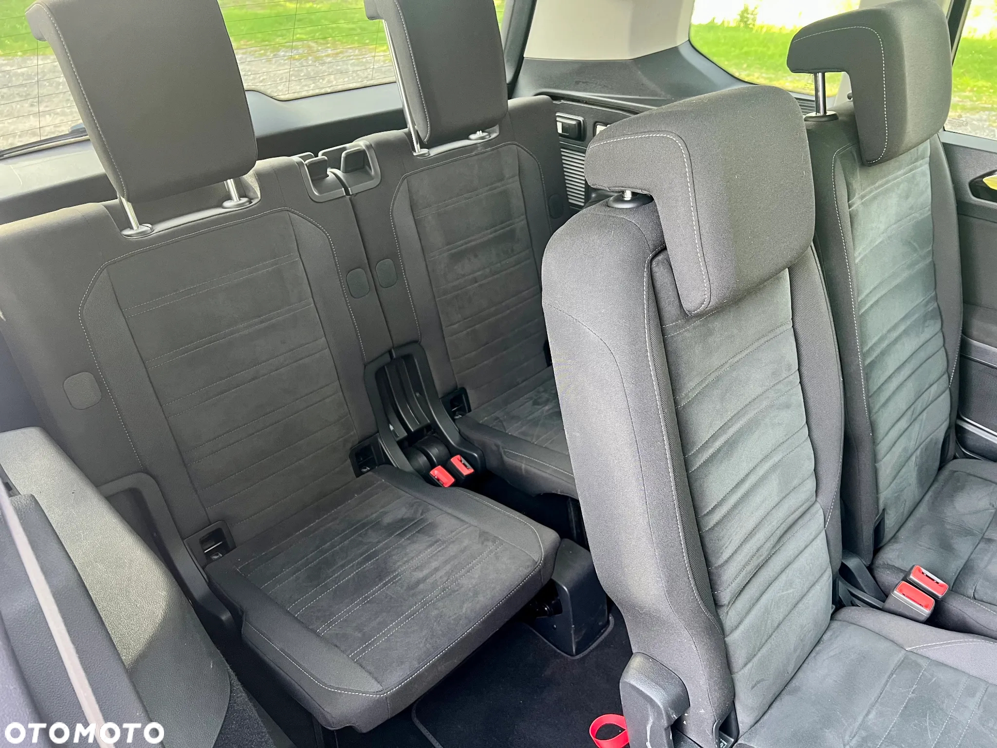 Volkswagen Touran 2.0 TDI BMT Highline DSG - 19