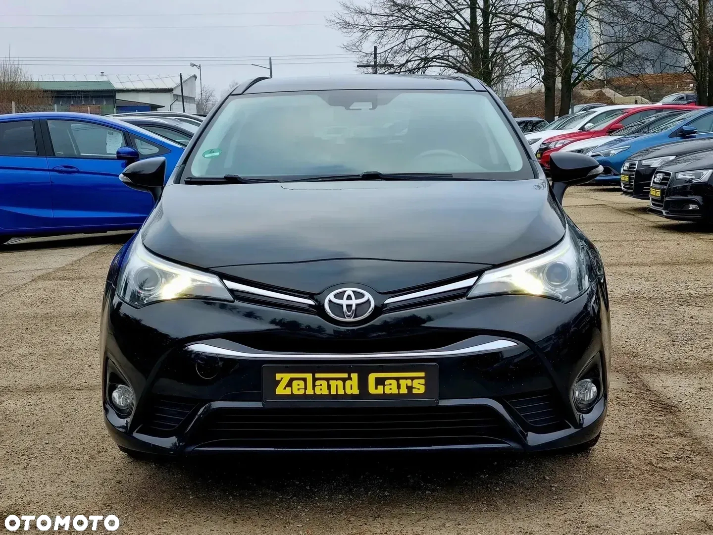 Toyota Avensis 1.8 Premium MS - 2