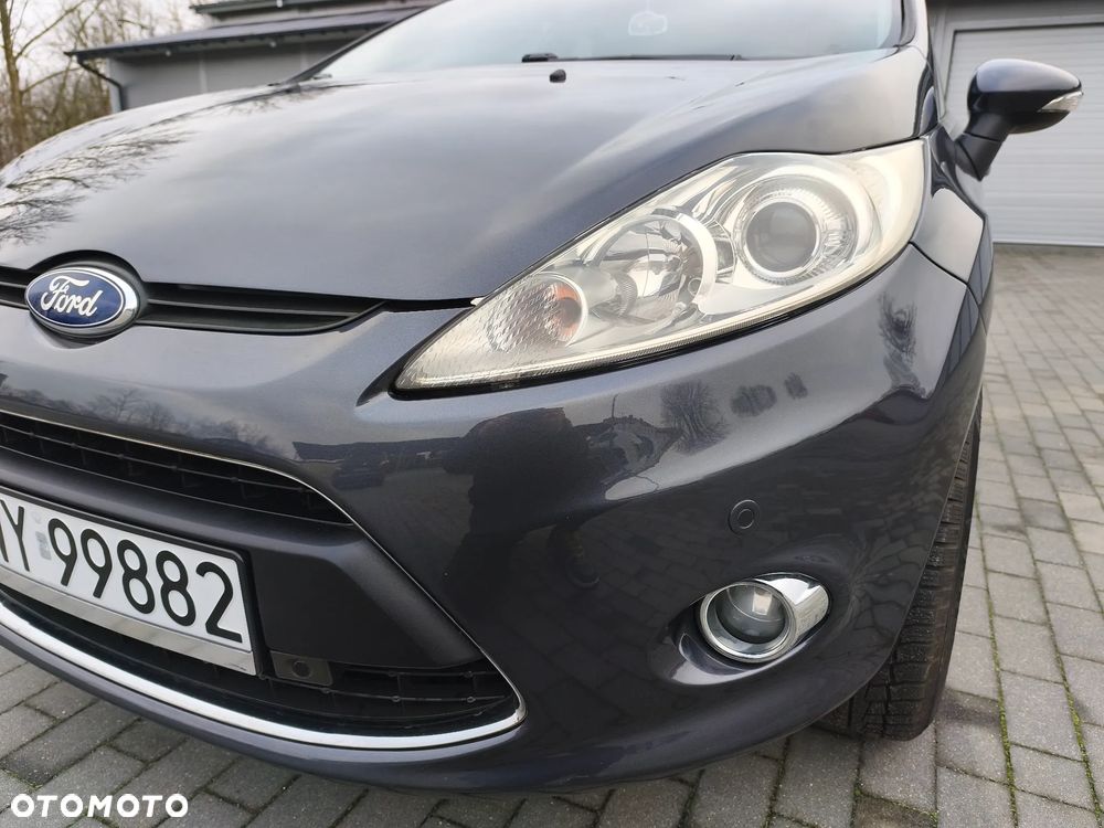 Ford Fiesta 1.25 Ghia - 8