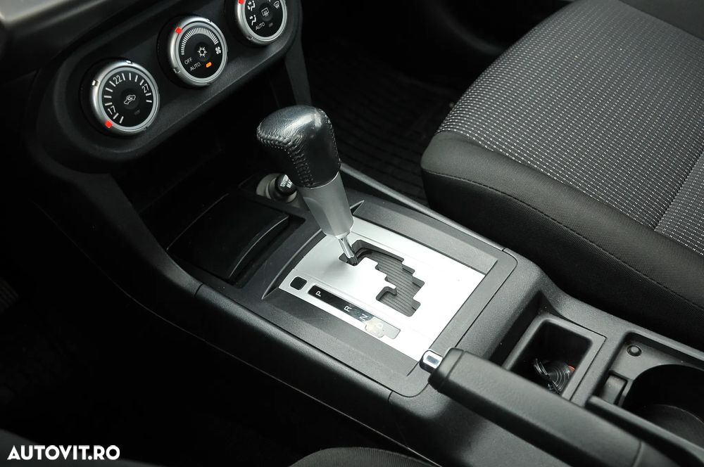 Mitsubishi Lancer 1.8 CVT Intense - 6