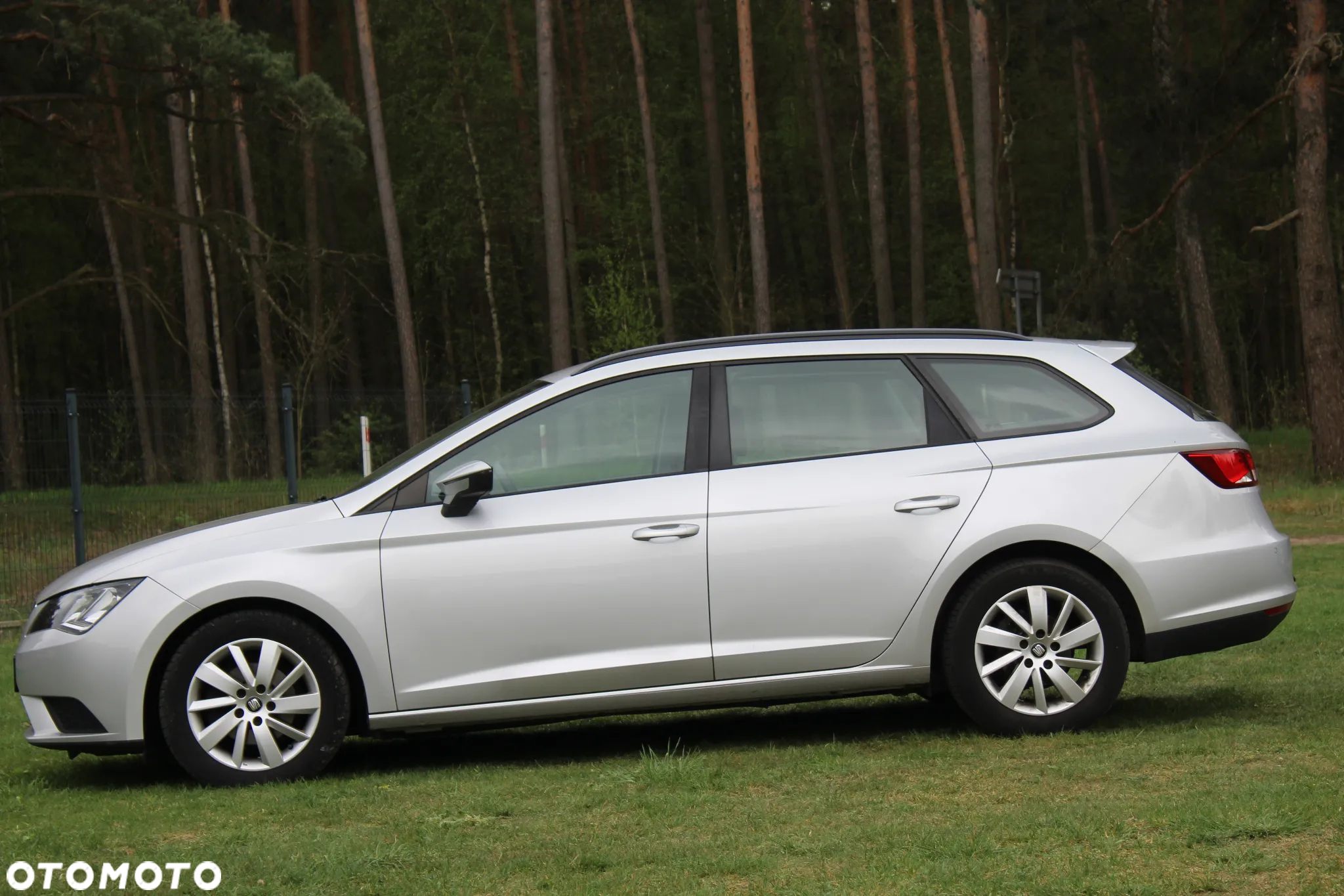 Seat Leon 1.6 TDI ECOMOTIVE Style - 8
