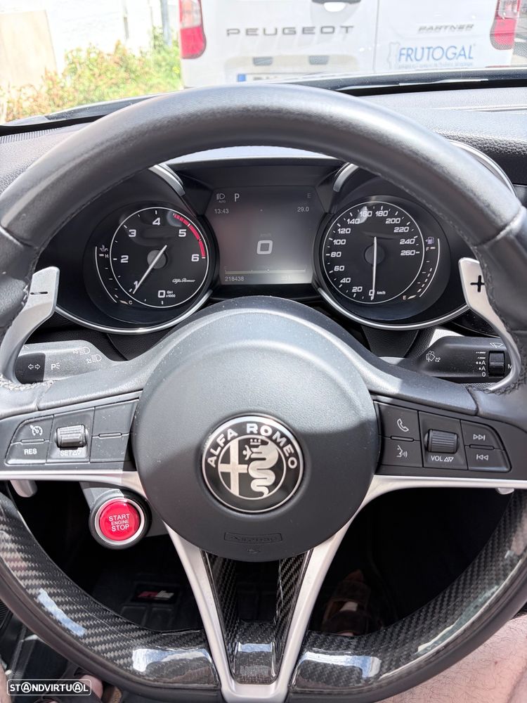 Alfa Romeo Giulia 2.2 D Super AT8 - 20