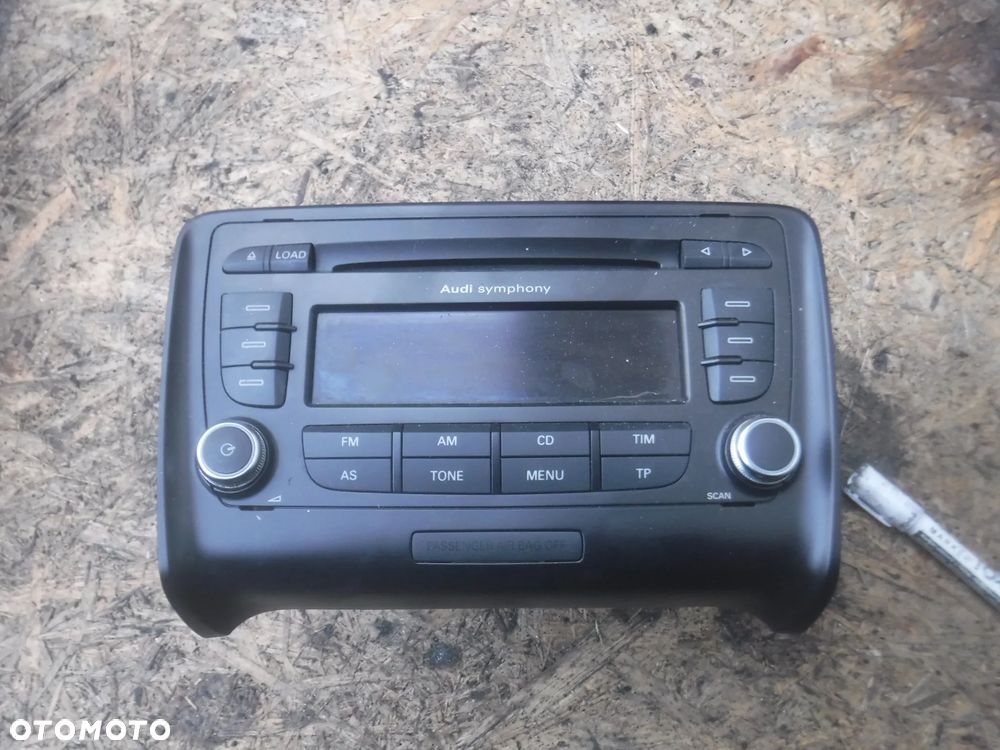 Audi TT 8J cabrio radio 8J0035195G - 1