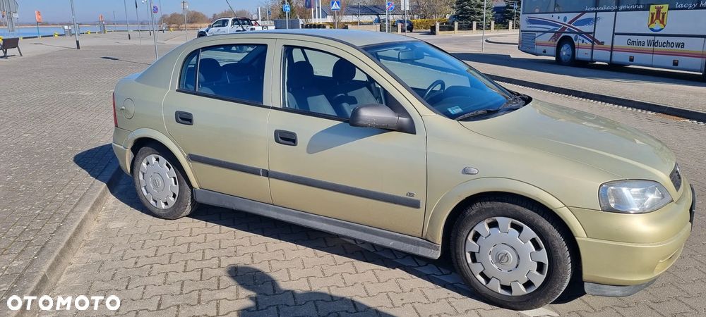 Opel Astra 1.4 Comfort / Cool - 2