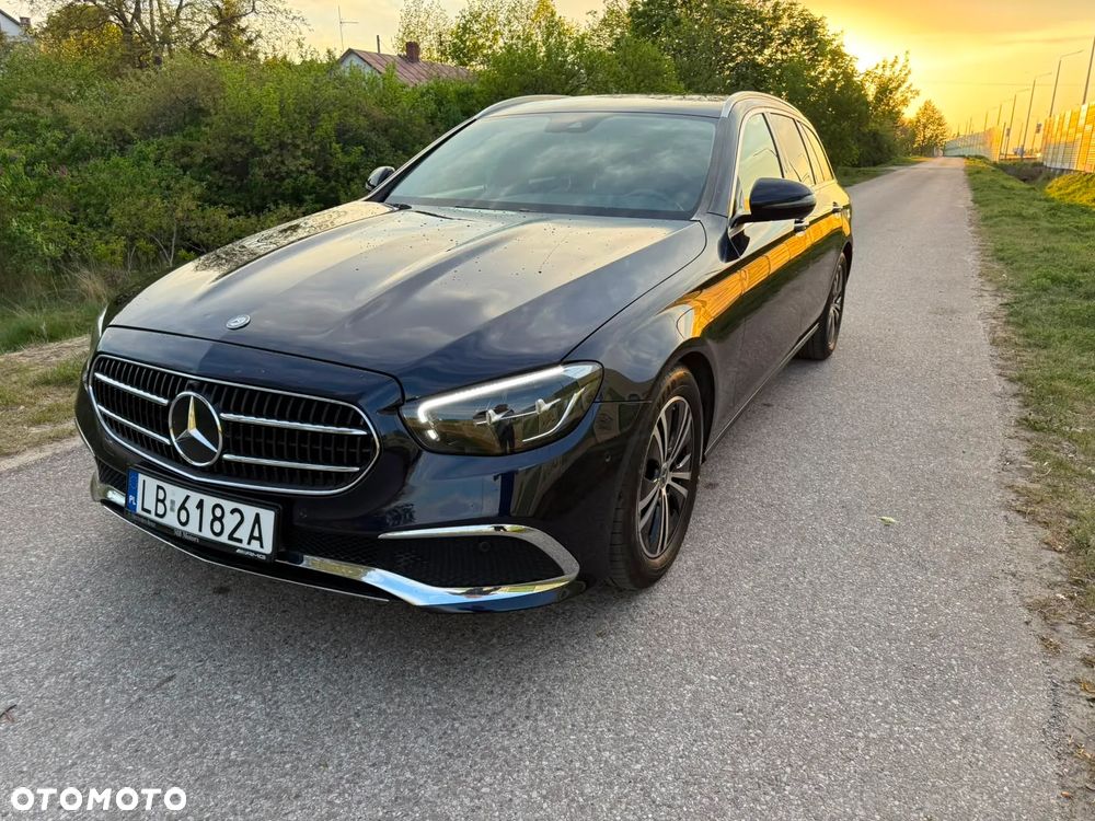 Mercedes-Benz Klasa E 220 d Avantgarde - 3