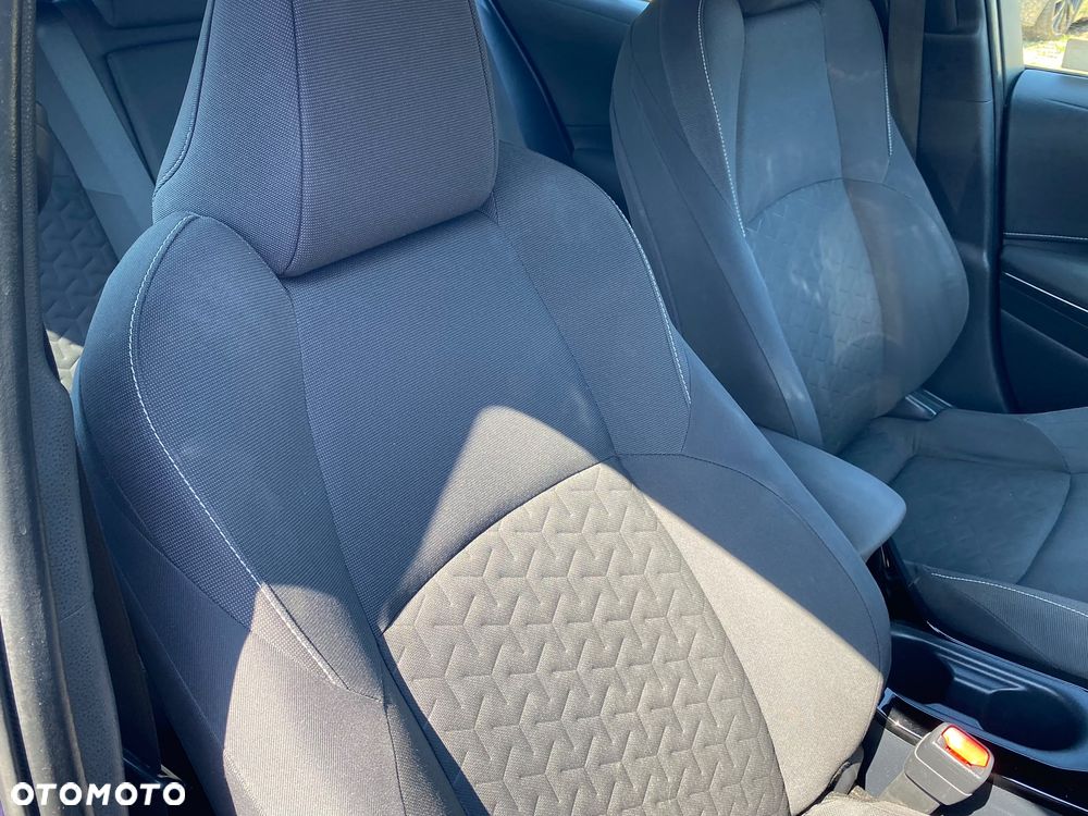 Toyota Corolla 1.8 Hybrid Active - 16