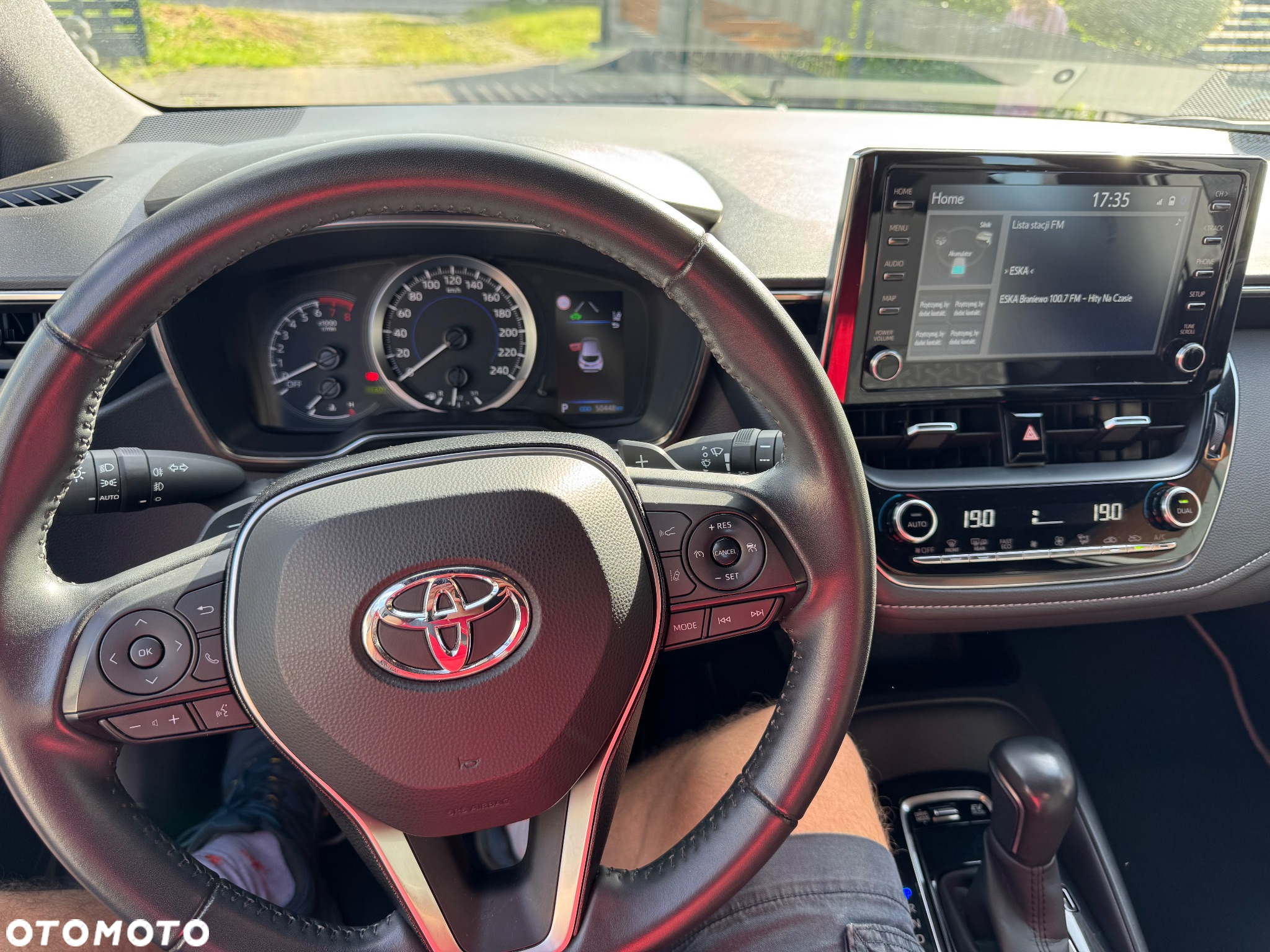Toyota Corolla 2.0 Hybrid Comfort - 23