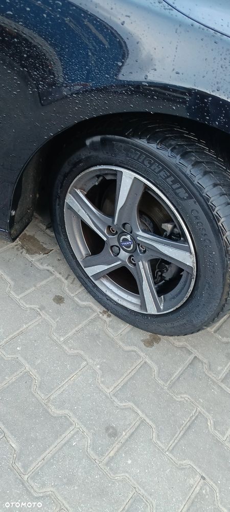 Volvo V40 - 18