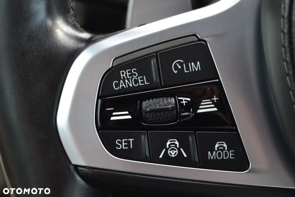 BMW Seria 8 M850i xDrive - 21