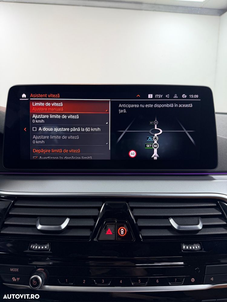 BMW Seria 5 520d xDrive AT - 27