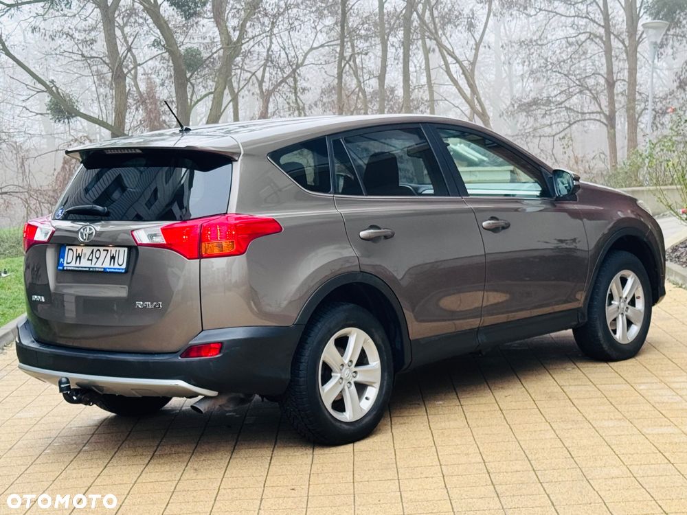 Toyota RAV4 2.0 D-4D Premium 4x2 - 14