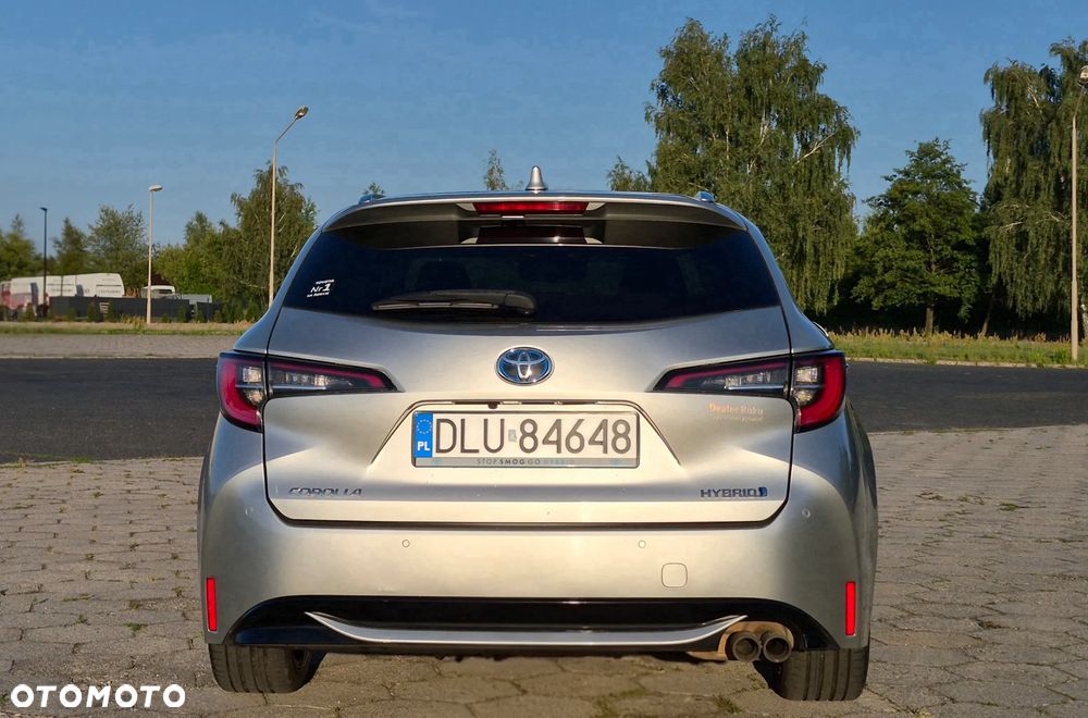 Toyota Corolla 2.0 Hybrid Comfort - 17