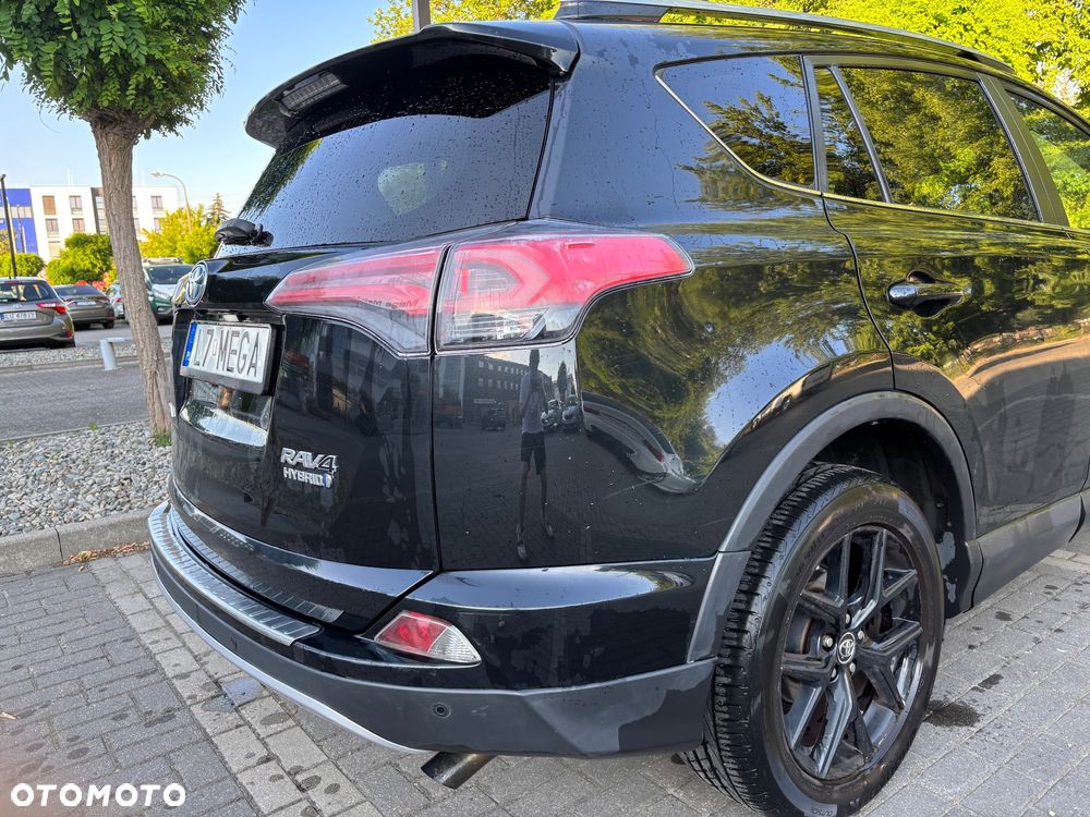 Toyota RAV4 Hybrid Premium 4x4 - 8