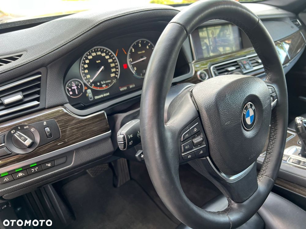 BMW Seria 7 730d xDrive Edition Exclusive - 10