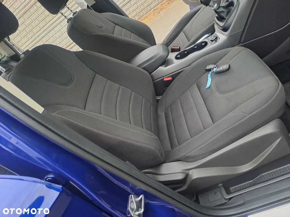 Ford Kuga 1.5 EcoBoost 2x4 Individual - 32