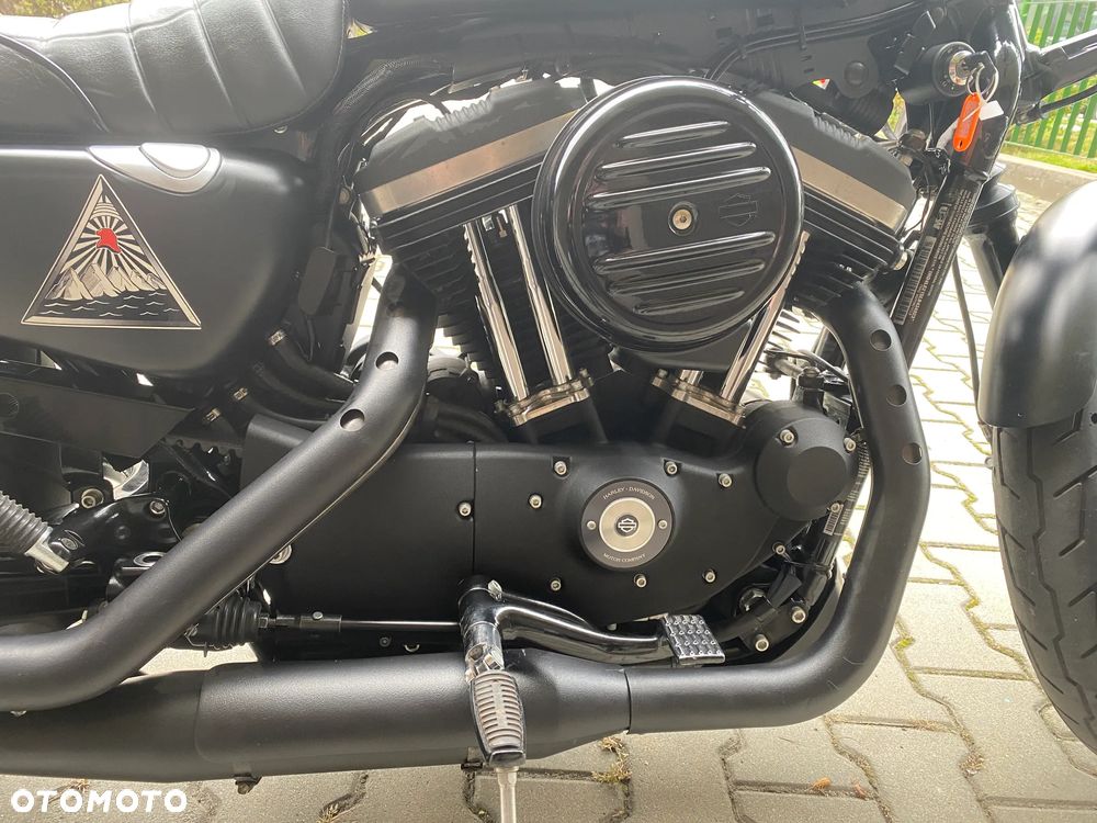 Harley-Davidson Sportster Iron 883 - 7