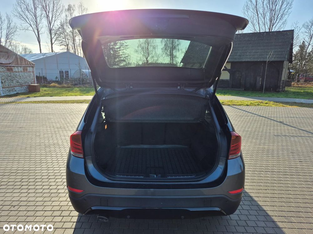 BMW X1 sDrive18d - 28