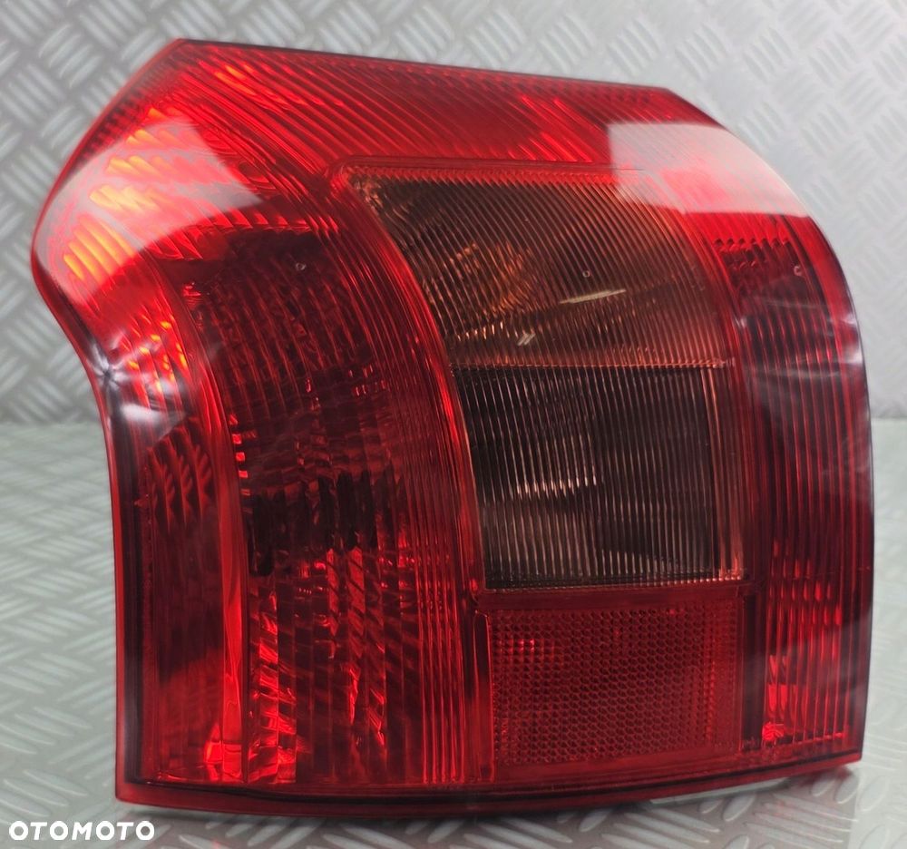 Lampa wkład lewa lewy tył tylna Toyota Corolla E12 Hatchback HB… - 3