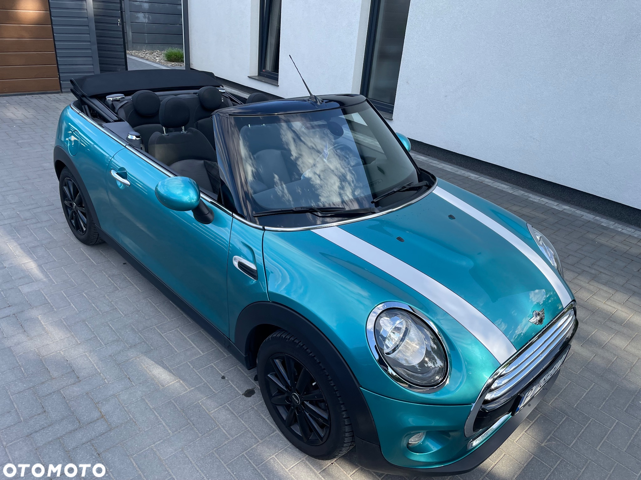 MINI Cooper Standard - 2