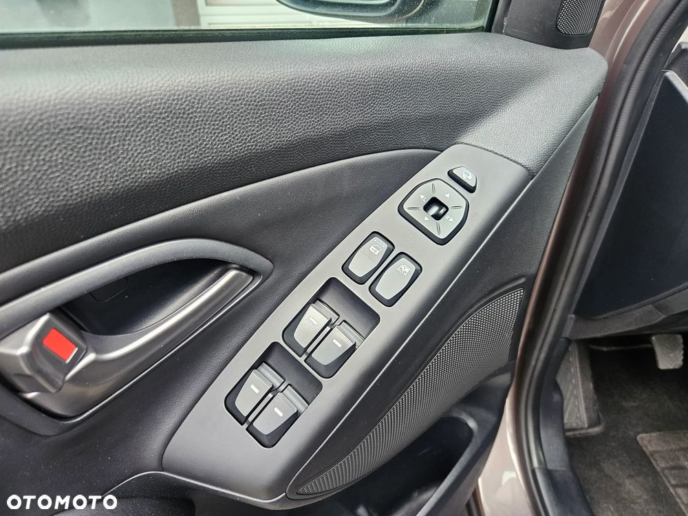 Hyundai ix35 2.0 CRDi 2WD Trend - 14