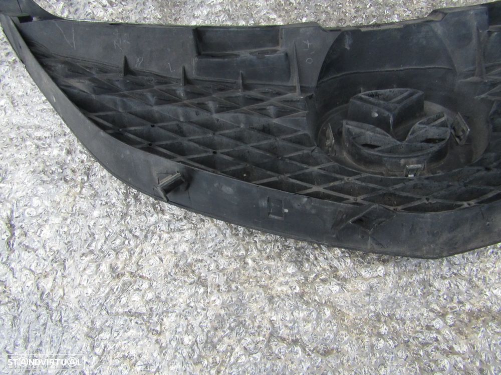 Grelha Mazda 6 ano 2005 original REF. GJ6A 50 712 - 9