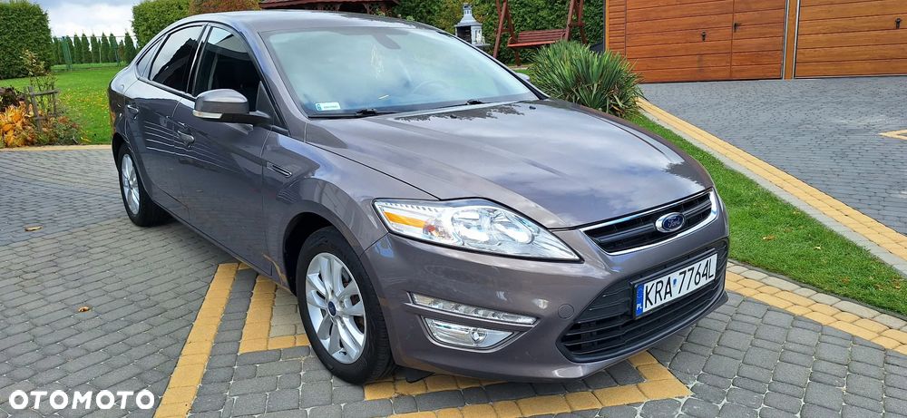 Ford Mondeo 1.6 T Ambiente - 2