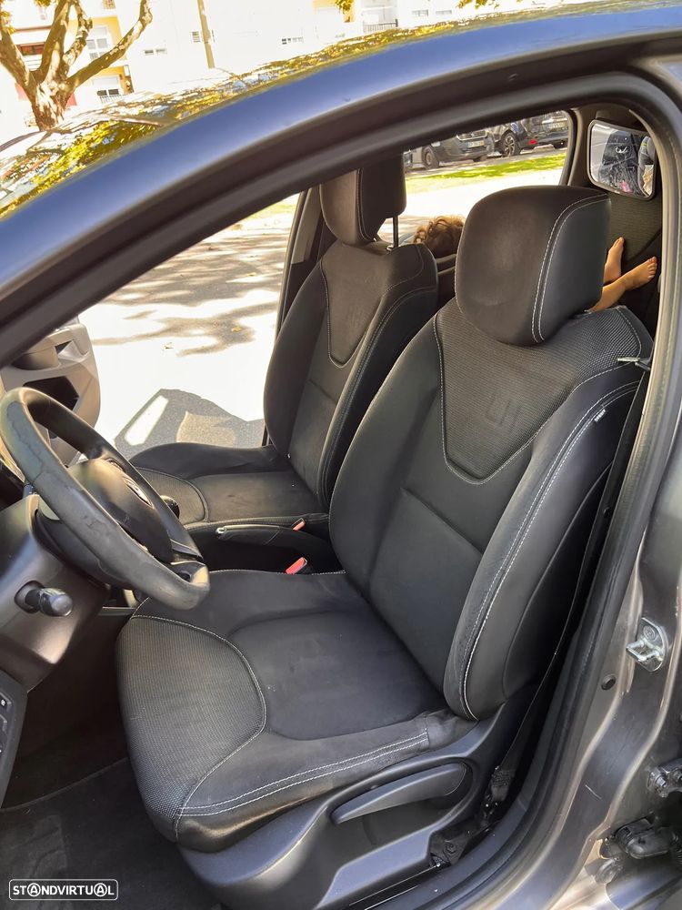 Renault Clio 1.5 dCi # - 8