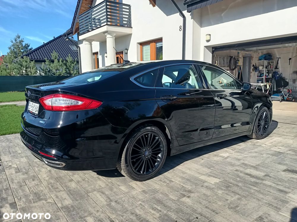 Ford Fusion 2.0 EcoBoost Titanium - 15