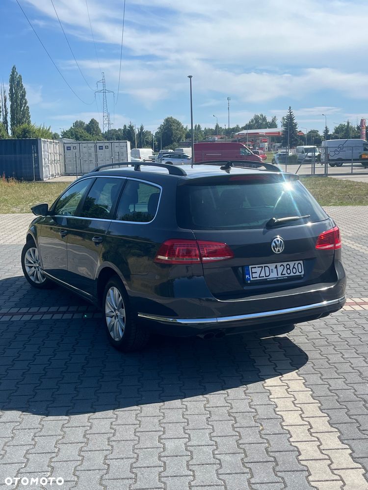 Volkswagen Passat 2.0 TDI DPF Trendline DSG - 4